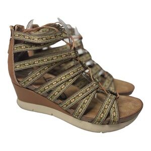 OTBT Women’s Way Out Leather/Canvas Lace Up Wedge Sandals